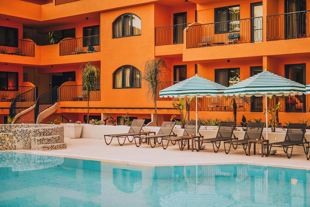 Ünsal Hotel — Swimming pool in Fethiye, Mugla