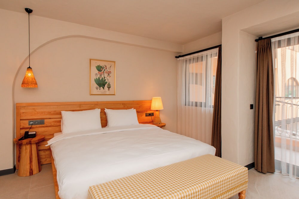 Ünsal Hotel — Hotel rooms in Fethiye, Mugla