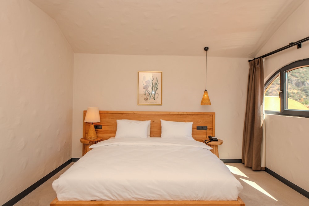 Ünsal Hotel — Hotel rooms in Fethiye, Mugla