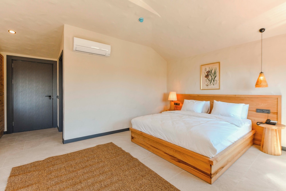 Ünsal Hotel — Hotel rooms in Fethiye, Mugla