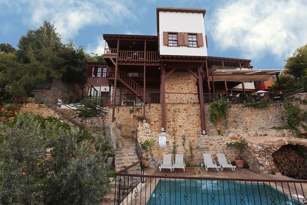 Hotel Villa Turka — Hotel building in Alanya