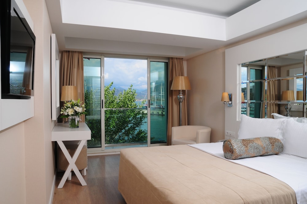Alesta Yacht Hotel — Hotel rooms in Fethiye, Mugla