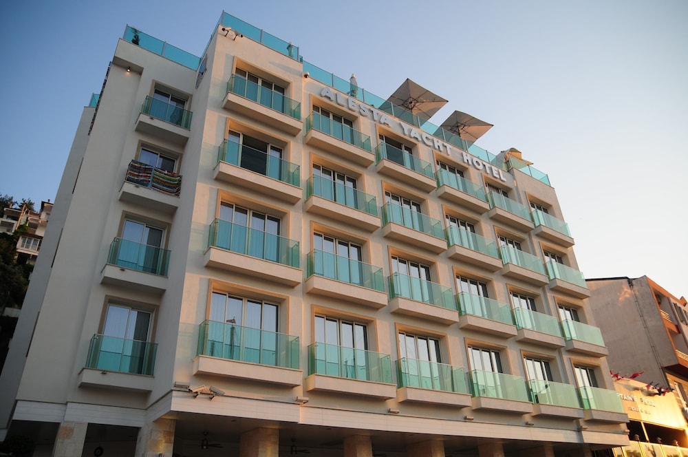 Alesta Yacht Hotel — Hotel building in Fethiye, Mugla