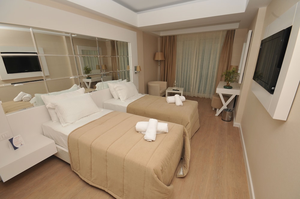Alesta Yacht Hotel — Hotel rooms in Fethiye, Mugla