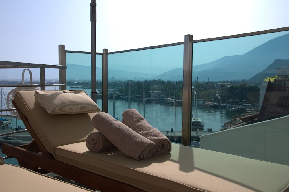 Alesta Yacht Hotel — Hotel rooms in Fethiye, Mugla