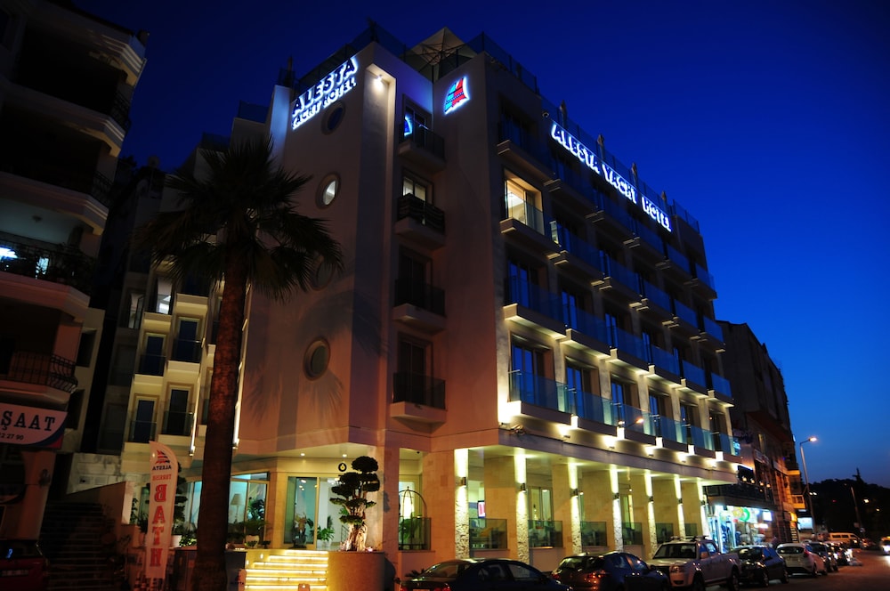 Alesta Yacht Hotel — Hotel building in Fethiye, Mugla