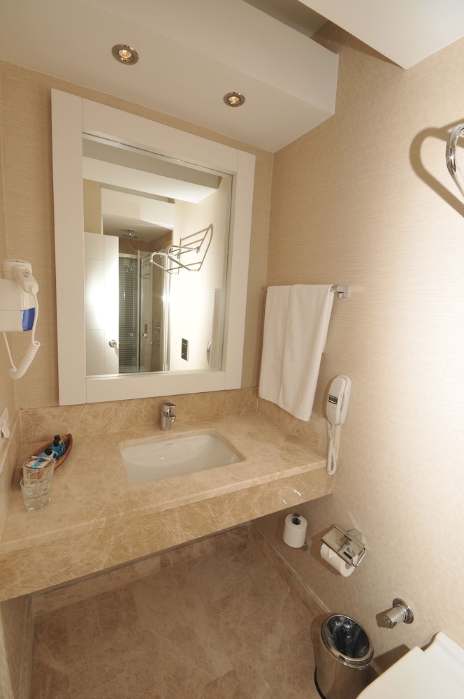 Alesta Yacht Hotel — Hotel rooms in Fethiye, Mugla