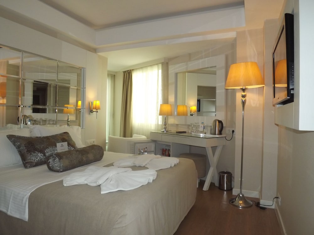 Alesta Yacht Hotel — Hotel rooms in Fethiye, Mugla