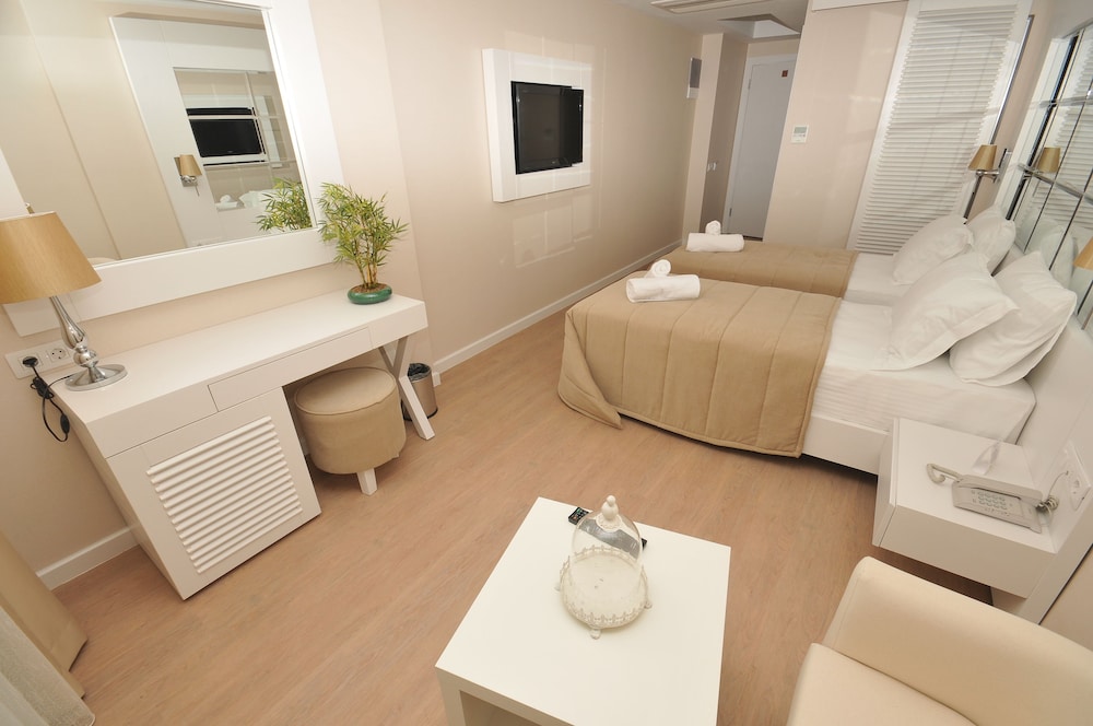 Alesta Yacht Hotel — Hotel rooms in Fethiye, Mugla