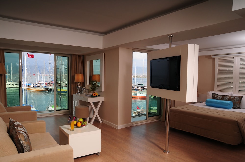 Alesta Yacht Hotel — Hotel rooms in Fethiye, Mugla