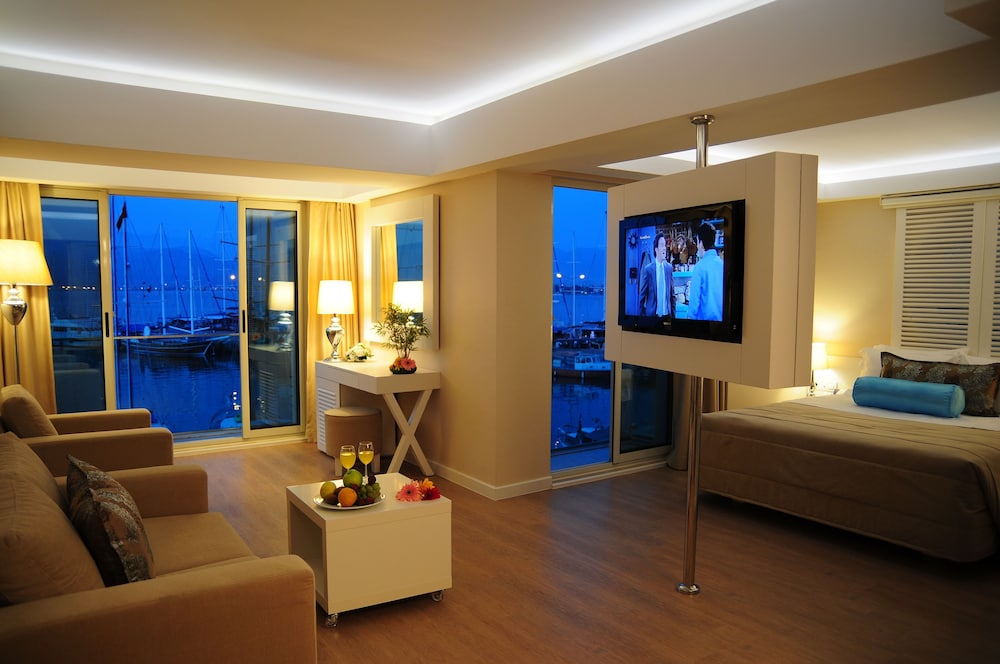 Alesta Yacht Hotel — Hotel rooms in Fethiye, Mugla
