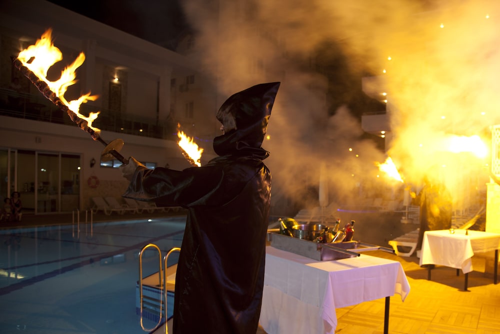 Merve Sun Hotel & Spa - All Inclusive — Swimming pool in Side