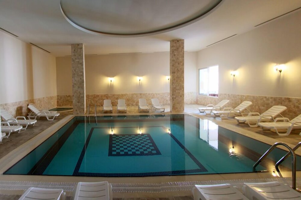 Merve Sun Hotel & Spa - All Inclusive — Swimming pool in Side
