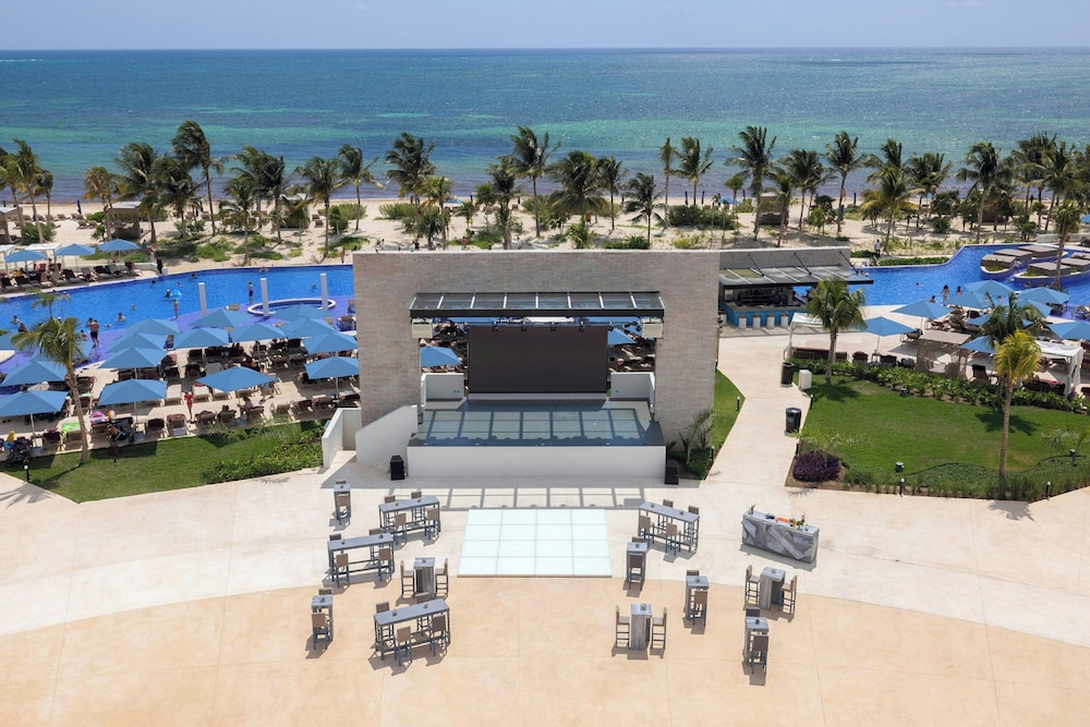 Royalton Splash Riviera Cancun, An Autograph Collection All-Inclusive Resort — On-site activities in Puerto Morelos, Quintana Roo
