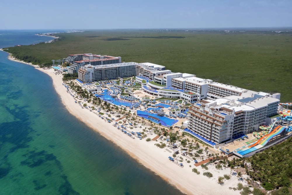 Royalton Splash Riviera Cancun, An Autograph Collection All-Inclusive Resort — View in Puerto Morelos, Quintana Roo
