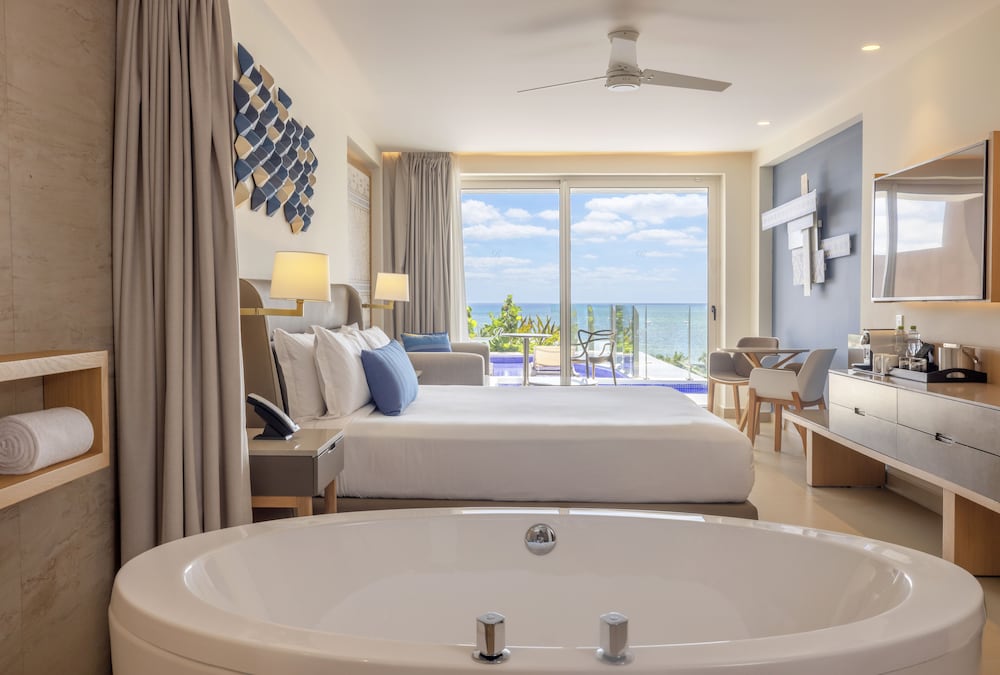 Royalton Splash Riviera Cancun, An Autograph Collection All-Inclusive Resort — Rooms in Puerto Morelos, Quintana Roo