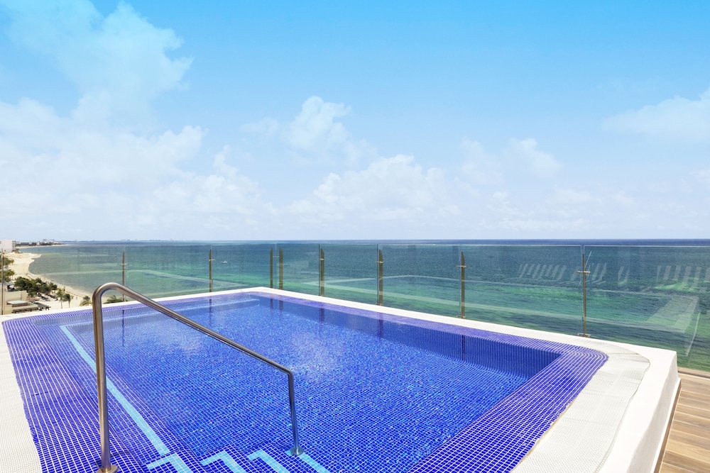 Royalton Splash Riviera Cancun, An Autograph Collection All-Inclusive Resort — Rooms in Puerto Morelos, Quintana Roo