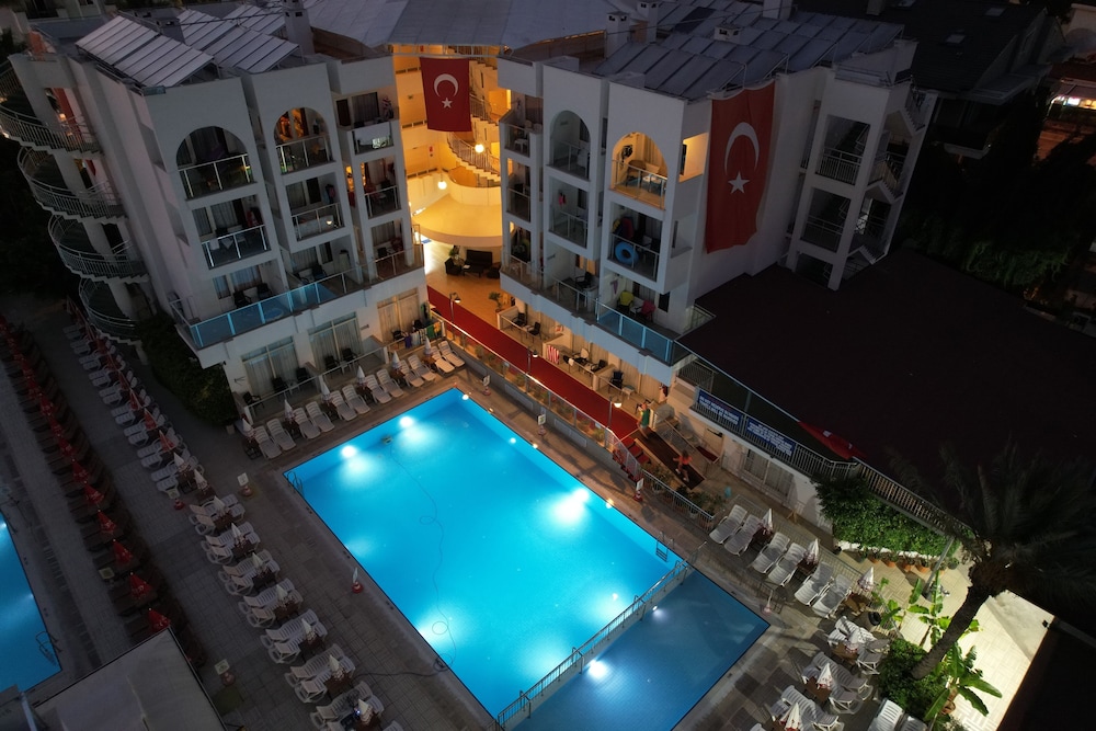 Club Atrium Marmaris — Hotel building in Marmaris, Mugla