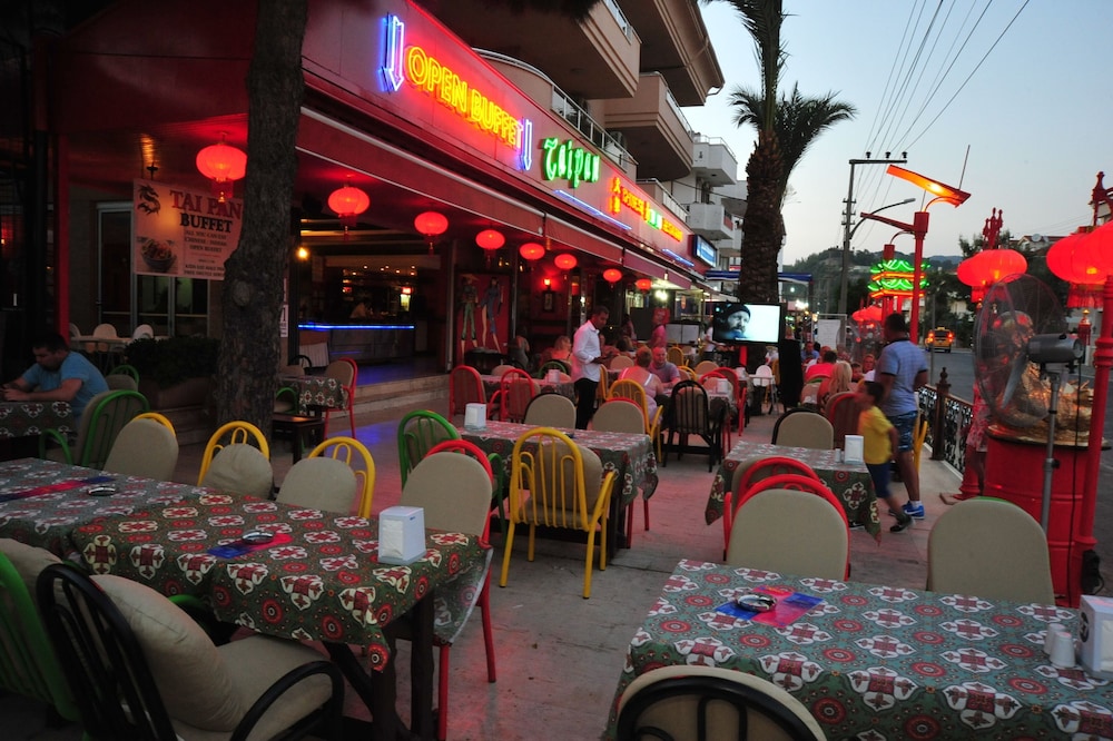 Club Atrium Marmaris — Restaurant & bars in Marmaris, Mugla