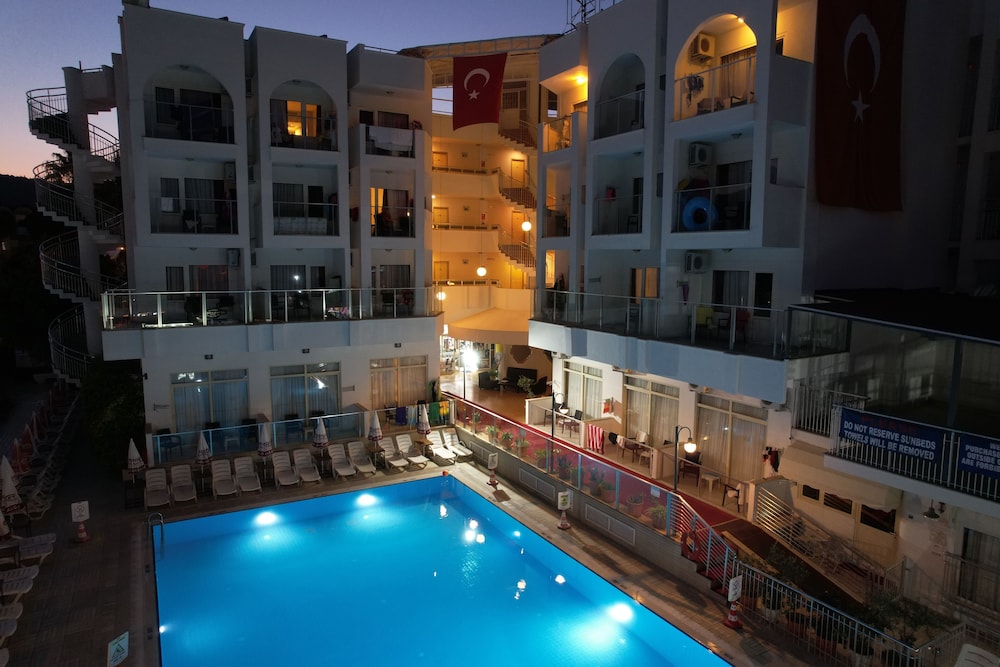 Club Atrium Marmaris — Swimming pool in Marmaris, Mugla