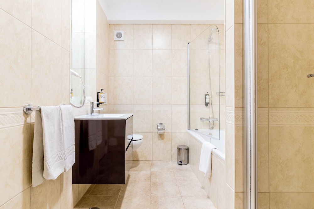 Pestana Gramacho Residence — Hotel rooms in Carvoeiro, Faro