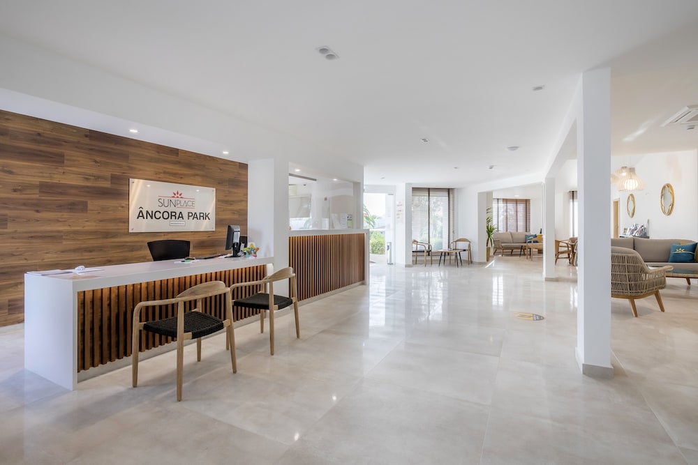 Ancora Park — Hotel building in Lagos, Faro