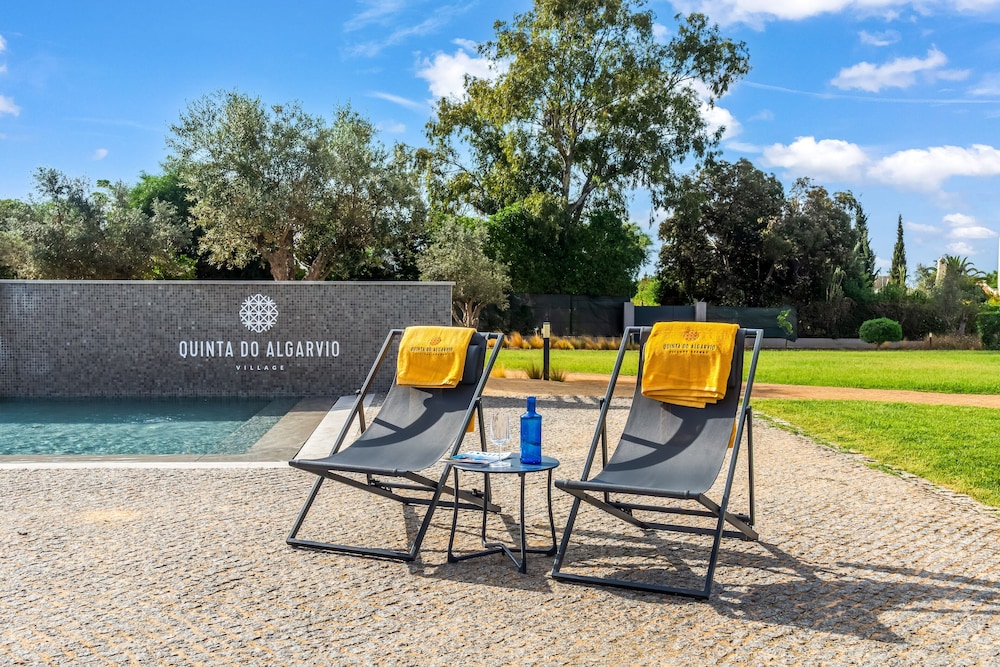 Quinta do Algarvio — Swimming pool in Carvoeiro, Faro