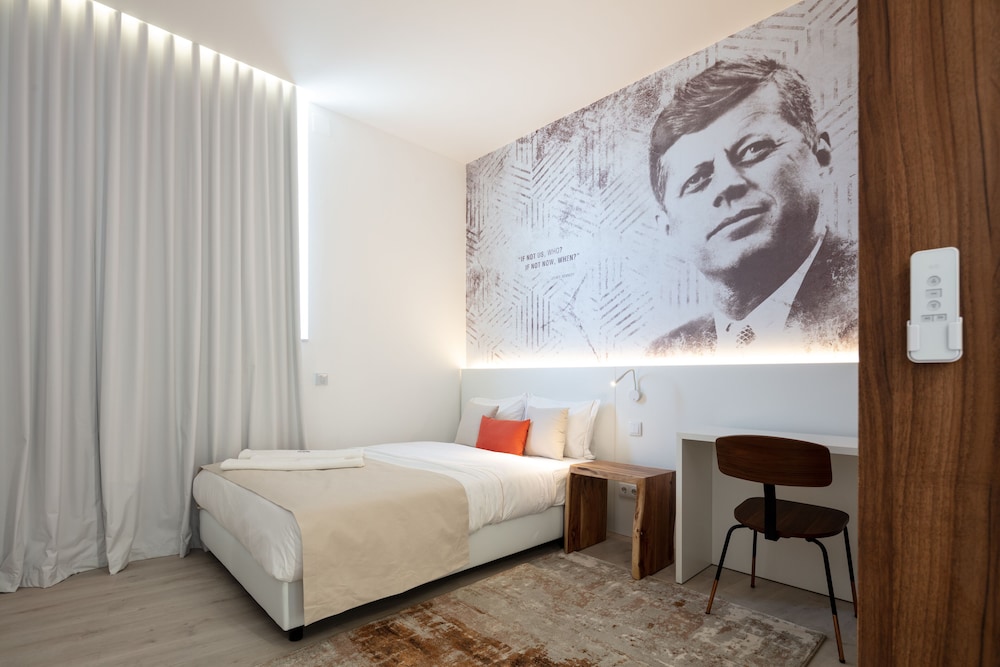 The Icons Lisbon Central Hotel — Hotel rooms in Lisbon, Lisboa