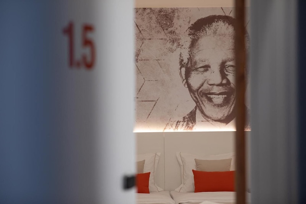 The Icons Lisbon Central Hotel — Hotel rooms in Lisbon, Lisboa