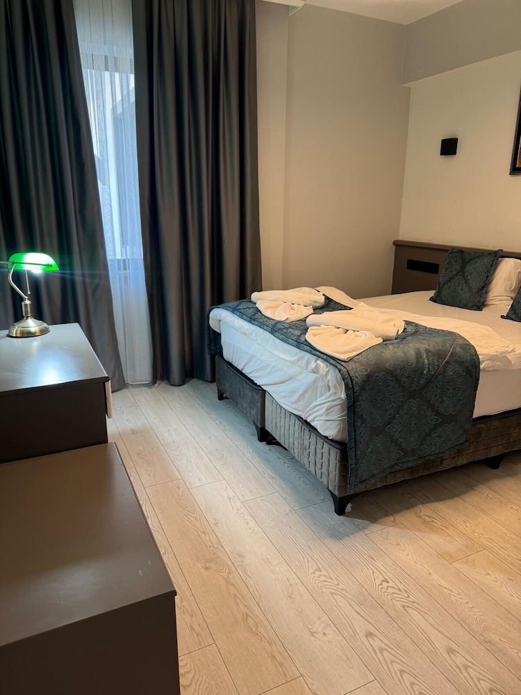 Orange Garden Apart Hotel — Hotel rooms in Kemer