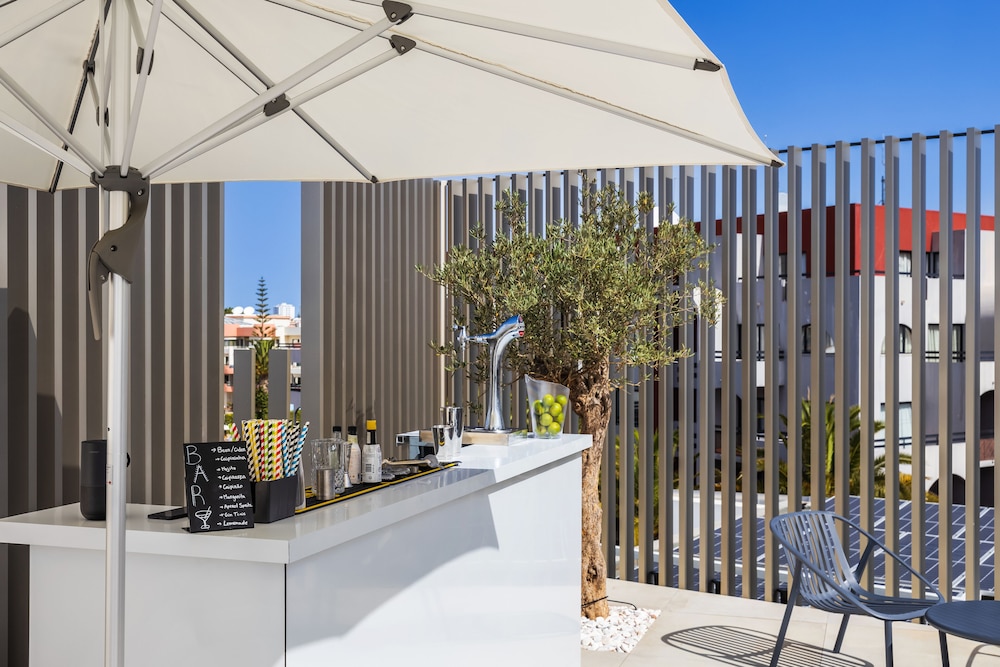 Vila Maria Hotel - Adults Only — Restaurant & bars in Albufeira, Faro