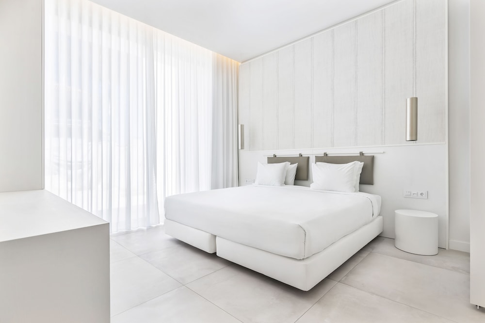 Vila Maria Hotel - Adults Only — Hotel rooms in Albufeira, Faro