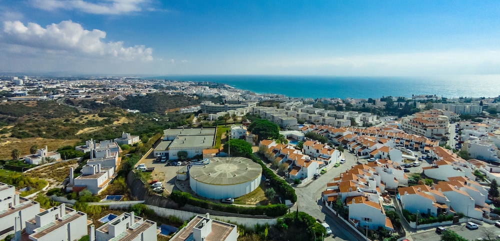 Apartamentos Turísticos Pateo Village — Attractions in the area in Albufeira, Faro