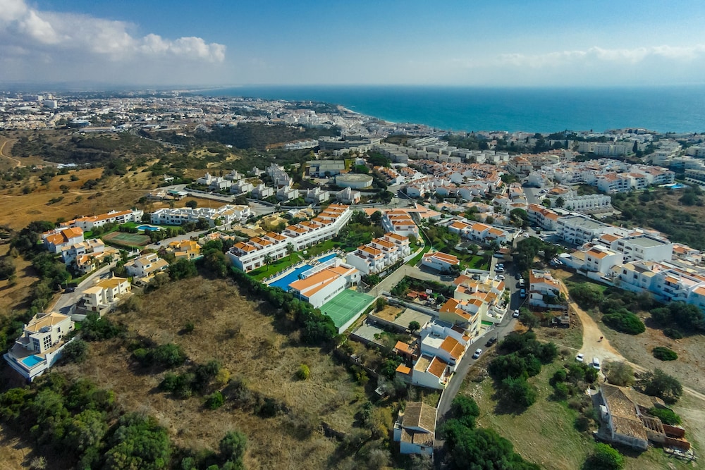 Apartamentos Turísticos Pateo Village — Attractions in the area in Albufeira, Faro
