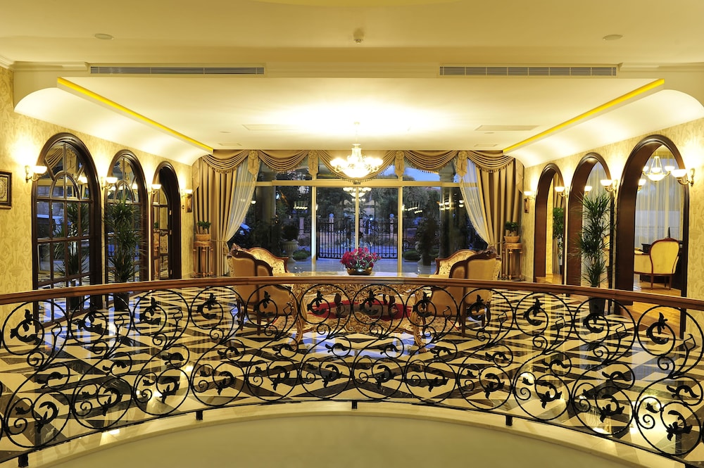 Villa Augusto Boutique Hotel - Boutique Class — Hotel building in Alanya