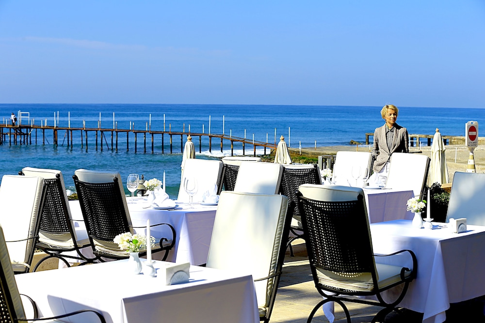 Villa Augusto Boutique Hotel - Boutique Class — Restaurant & bars in Alanya