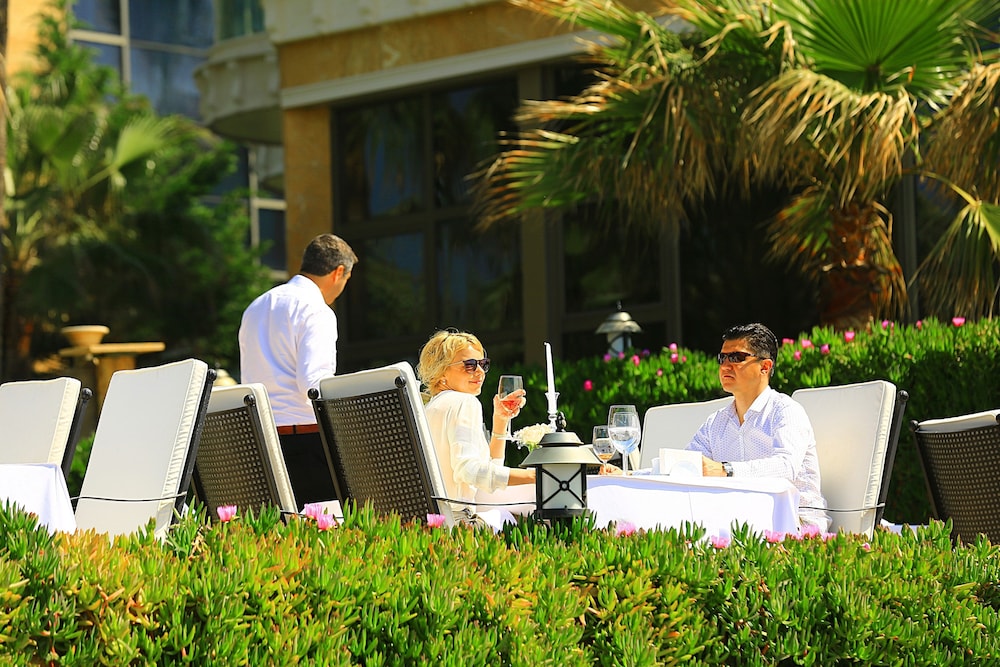 Villa Augusto Boutique Hotel - Boutique Class — Restaurant & bars in Alanya