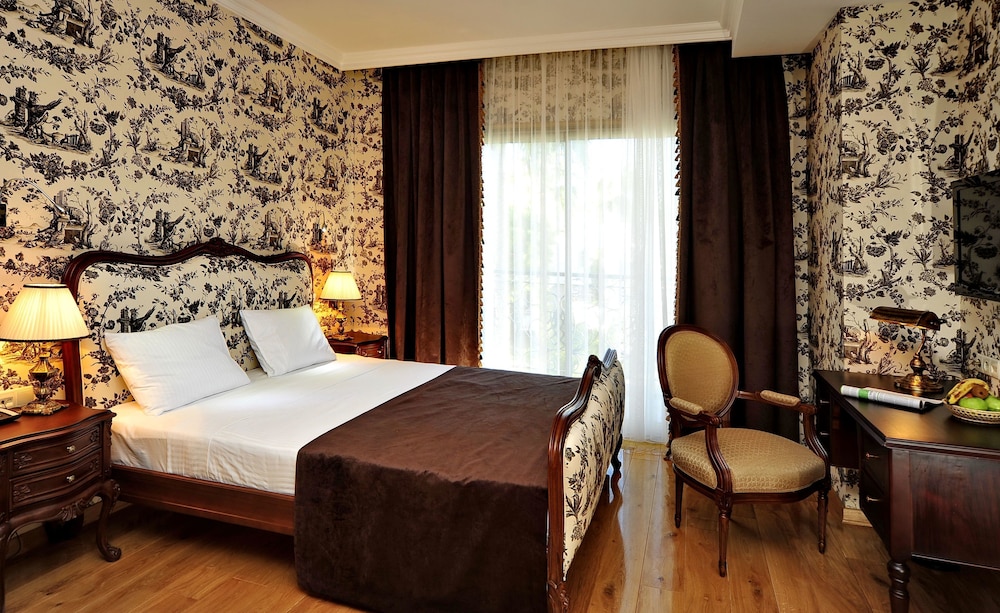 Villa Augusto Boutique Hotel - Boutique Class — Hotel rooms in Alanya