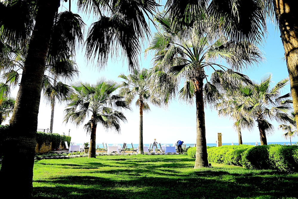 Villa Augusto Boutique Hotel - Boutique Class — Beach in Alanya
