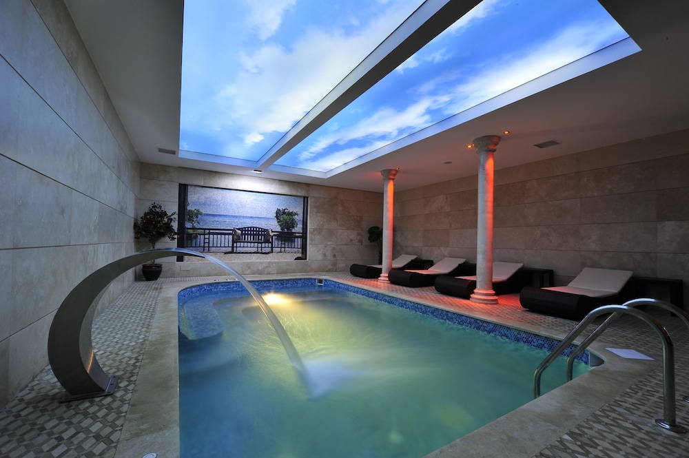 Villa Augusto Boutique Hotel - Boutique Class — Swimming pool in Alanya