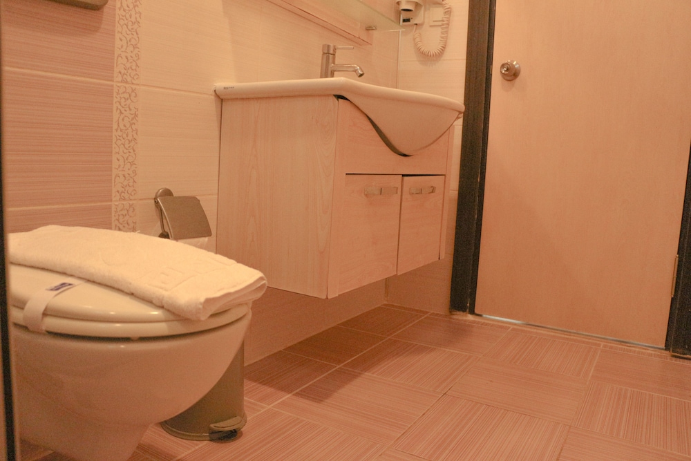 Hawaii Suite Beach Hotel — Hotel rooms in Alanya