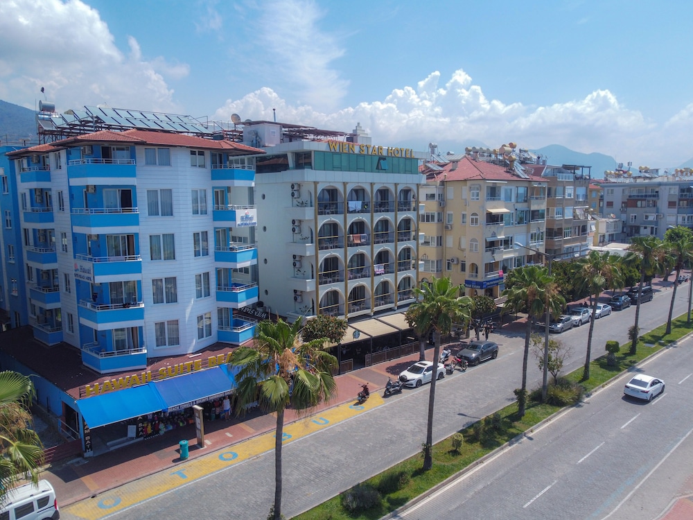 Hawaii Suite Beach Hotel — Hotel building in Alanya