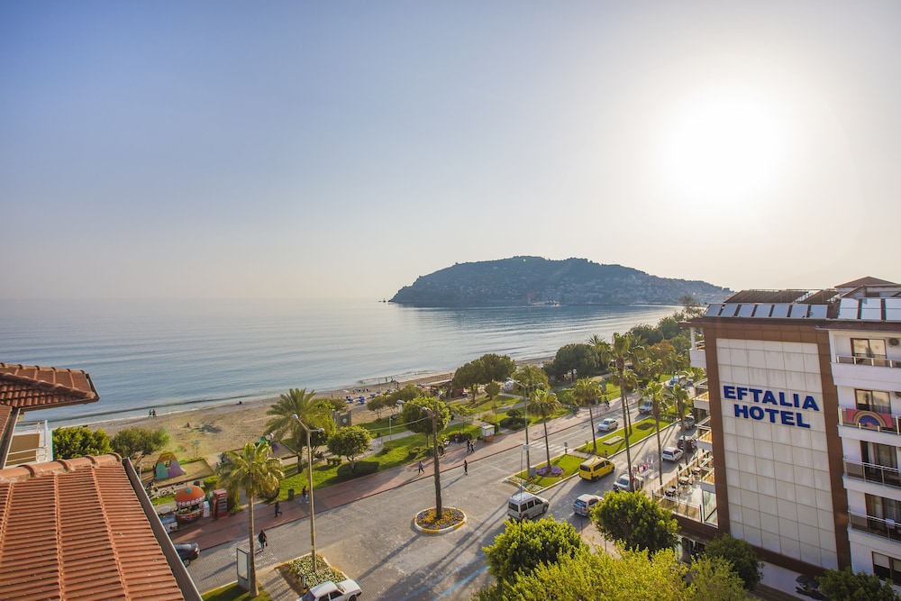 Hawaii Suite Beach Hotel — Attractions in the area in Alanya