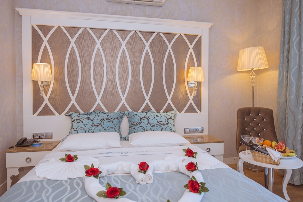 Ocean Blue Hotel — Hotel rooms in Fethiye, Mugla