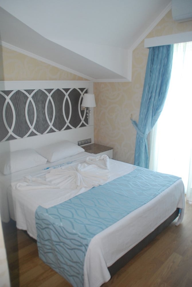 Ocean Blue Hotel — Hotel rooms in Fethiye, Mugla