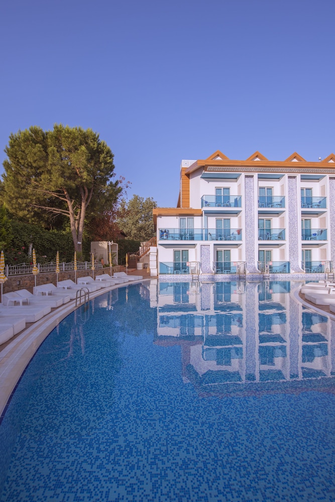 Ocean Blue Hotel — Swimming pool in Fethiye, Mugla