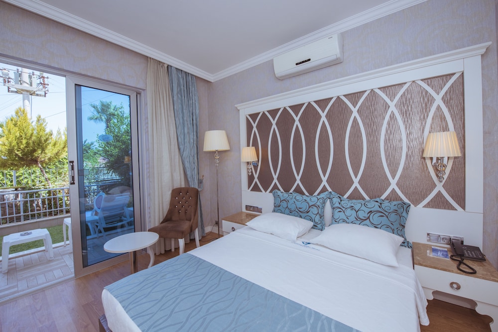 Ocean Blue Hotel — Hotel rooms in Fethiye, Mugla