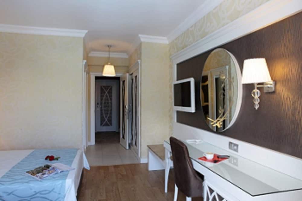 Ocean Blue Hotel — Hotel rooms in Fethiye, Mugla