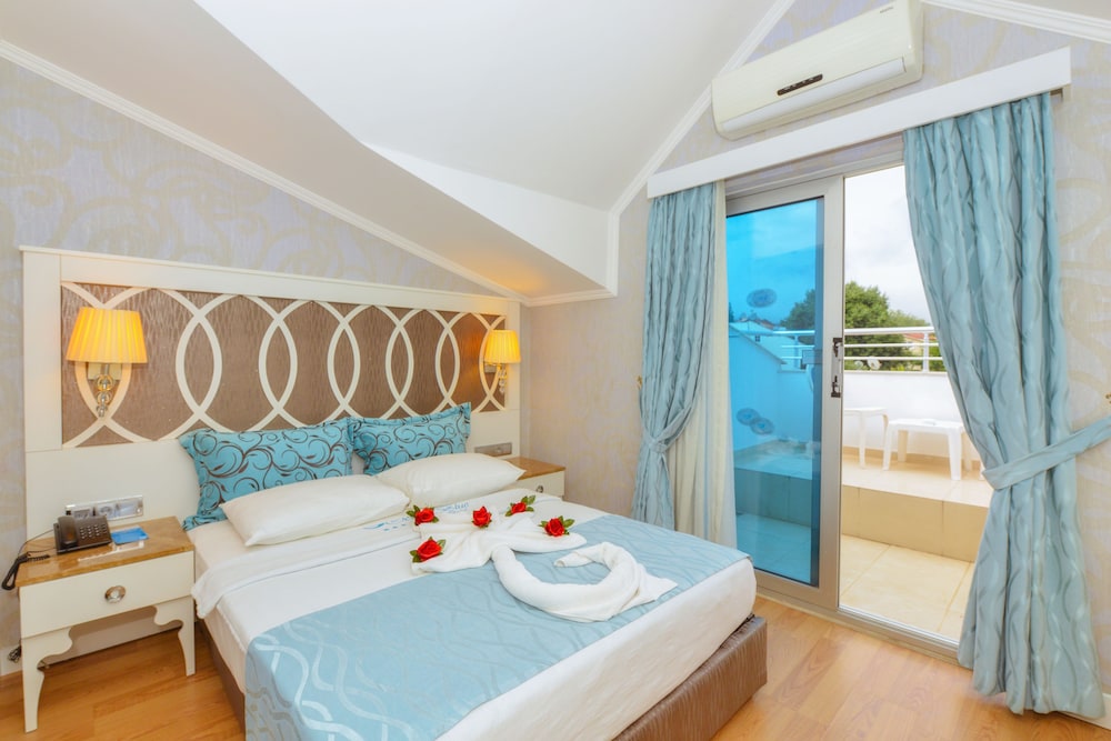 Ocean Blue Hotel — Hotel rooms in Fethiye, Mugla