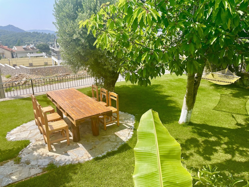 Mountain Valley Oludeniz — Hotel building in Fethiye, Mugla